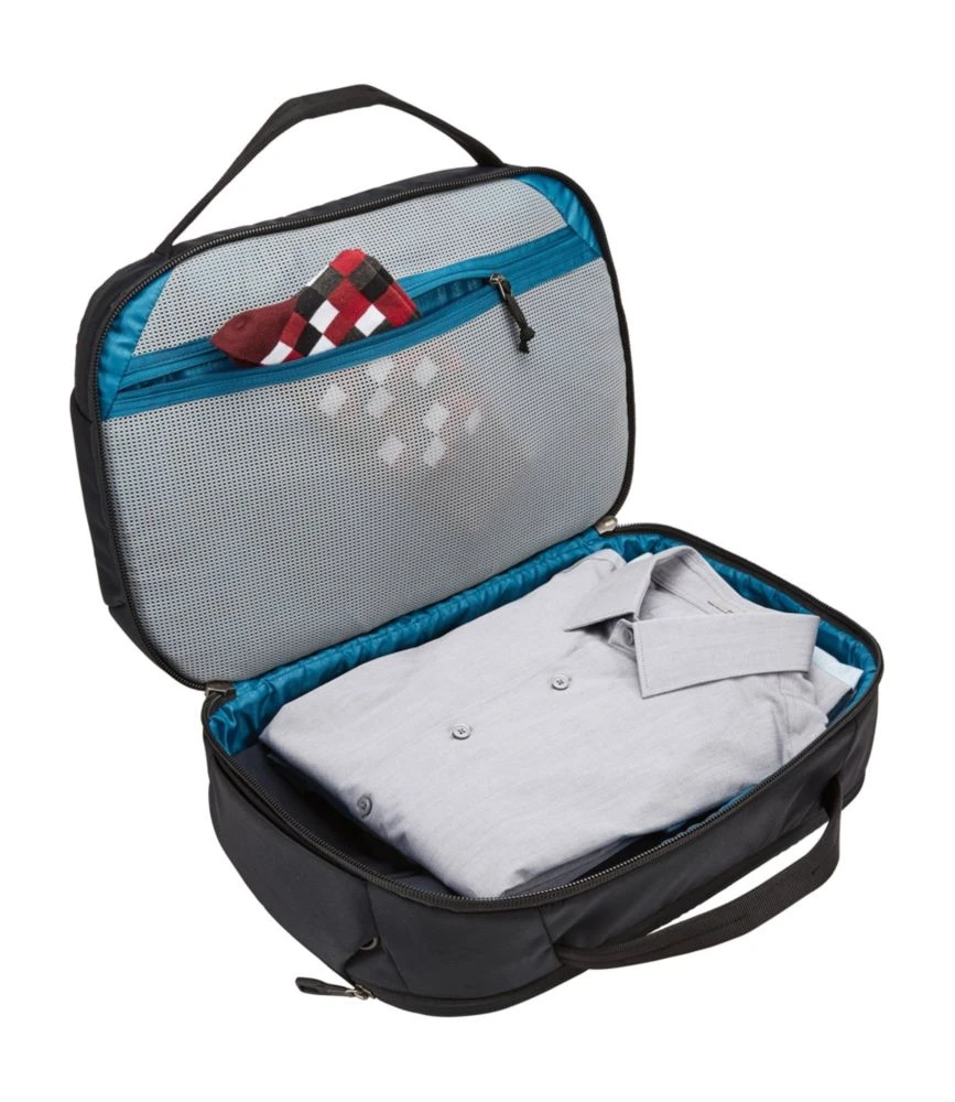 L.L.Bean Thule Subterra Boarding Bag 5 L.L.Bean Thule Subterra Boarding Bag - Image 3