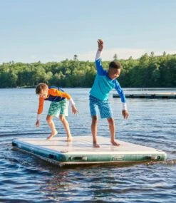 L.L.Bean Inflatable Swim Dock -L.L.Bean 515821 0 71