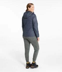L.L.Bean Women's Mountain Classic Puffer Hooded Jacket -L.L.Bean 517273 0 47